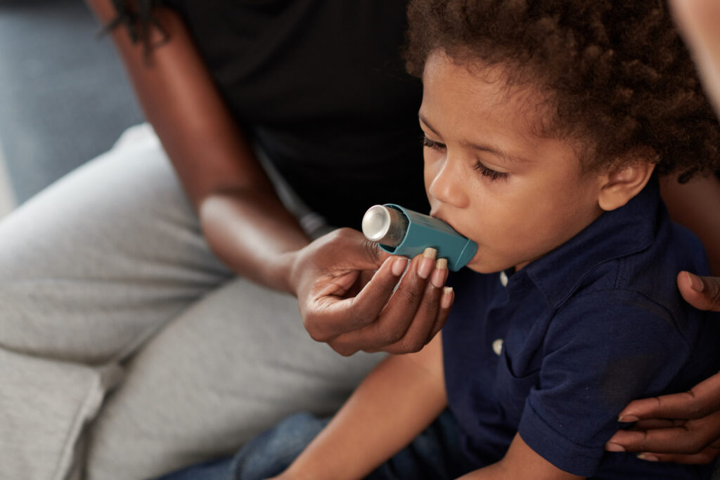 L’asthme de l’enfant disparaît à l’adolescence. 