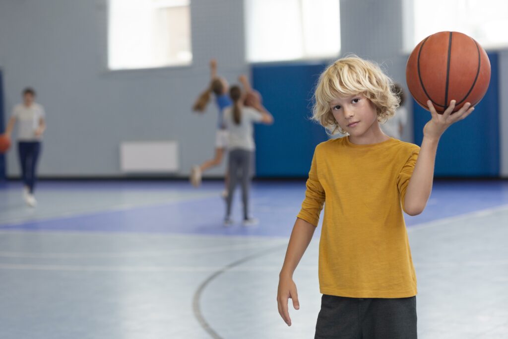 Enfant asthmatique qui fait du basket